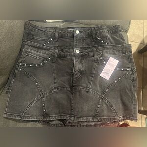 “New”Dark Gray Denim Skort size Large